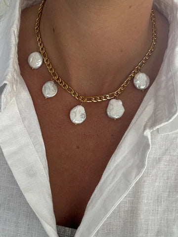 Callie Necklace