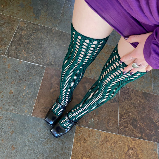 Dahlia Lace Thigh High Socks *