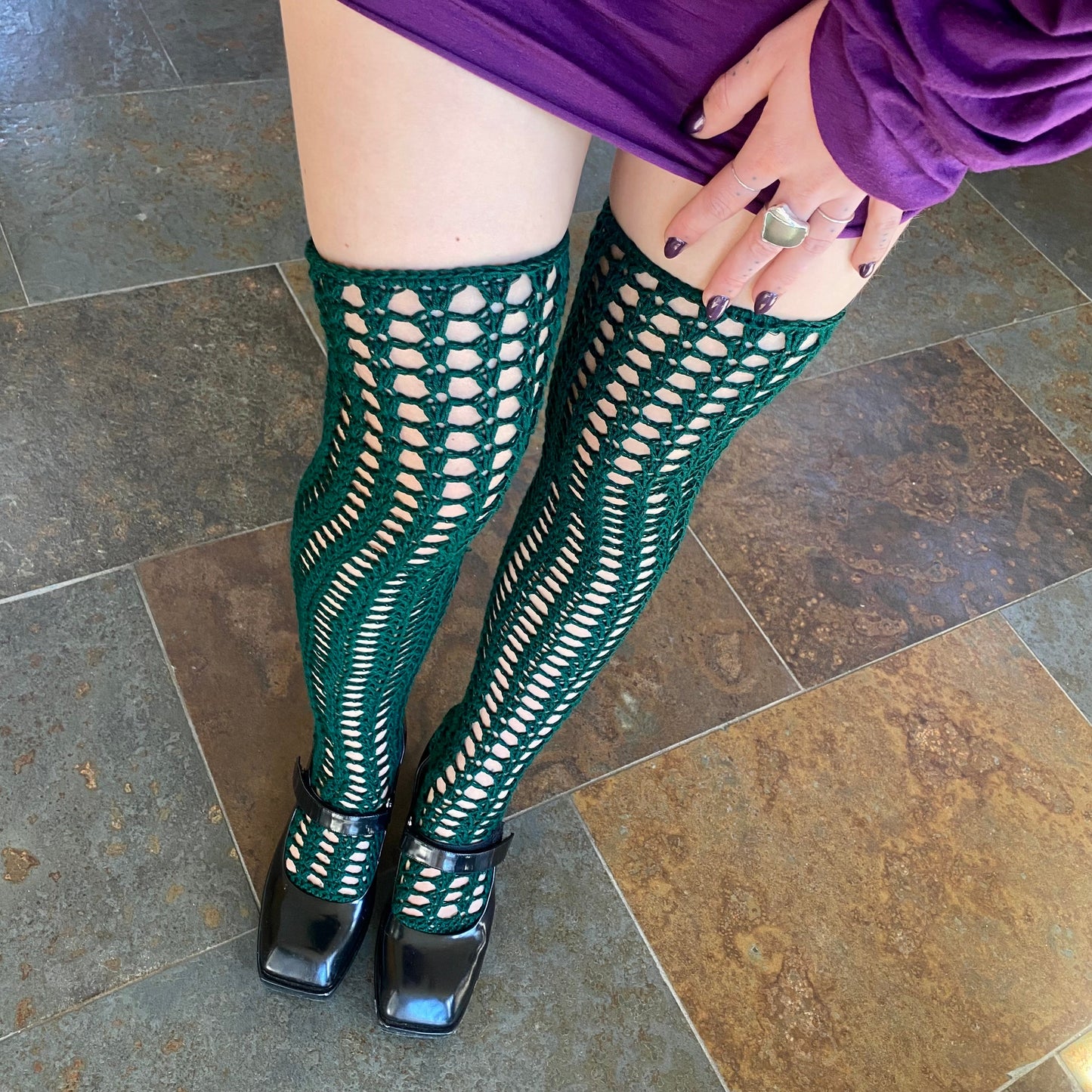 Dahlia Lace Thigh High Socks *