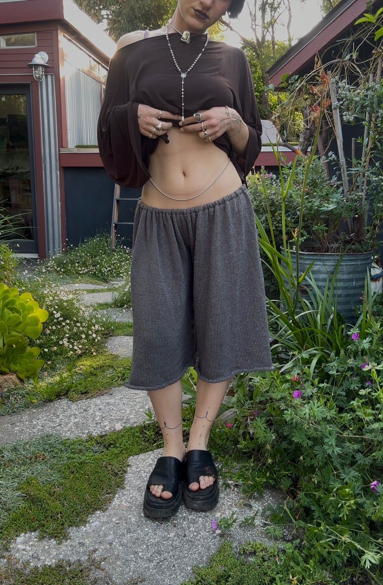 Cissonia Knit Baggy Capri Pants *