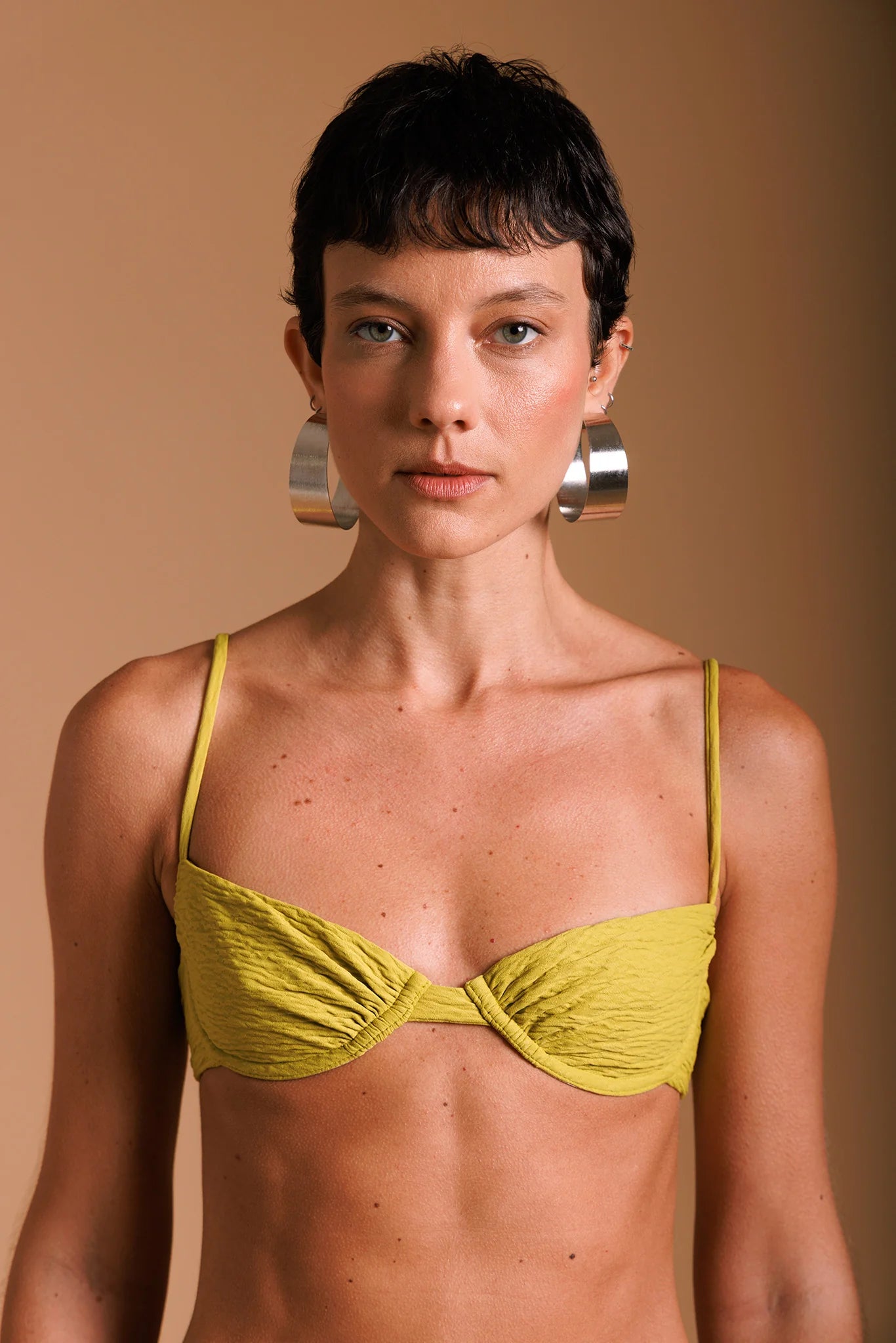 Newbreak top in moss