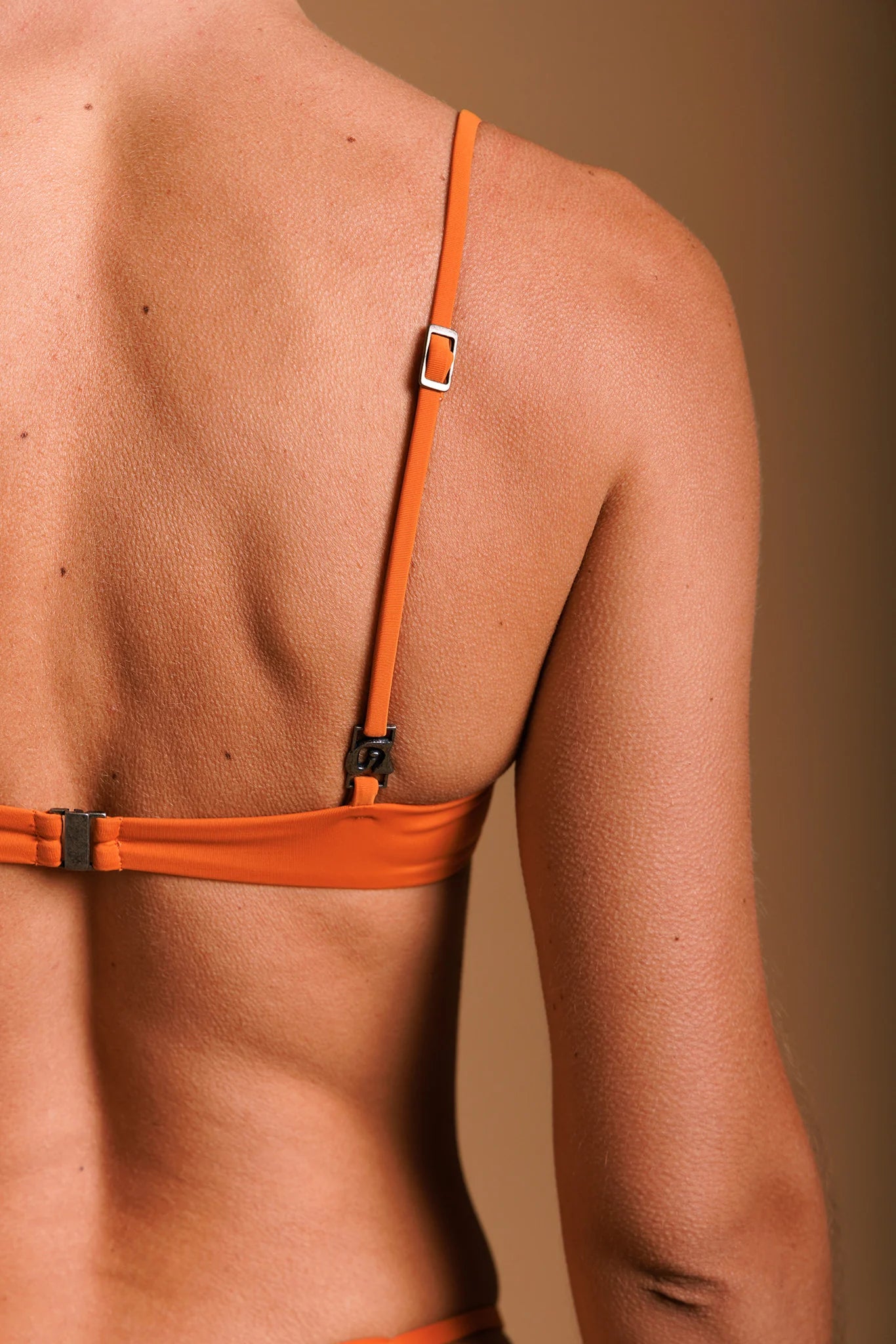 Newbreak top in lava