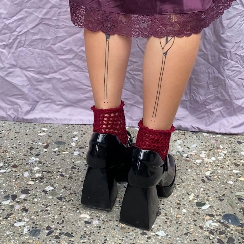 Burdock Mesh Ankle Socks *