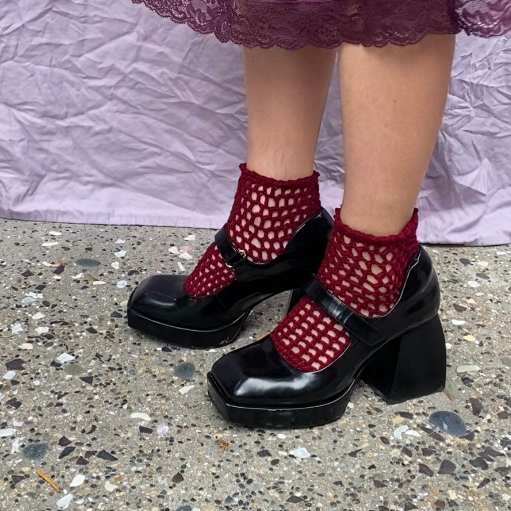 Burdock Mesh Ankle Socks *