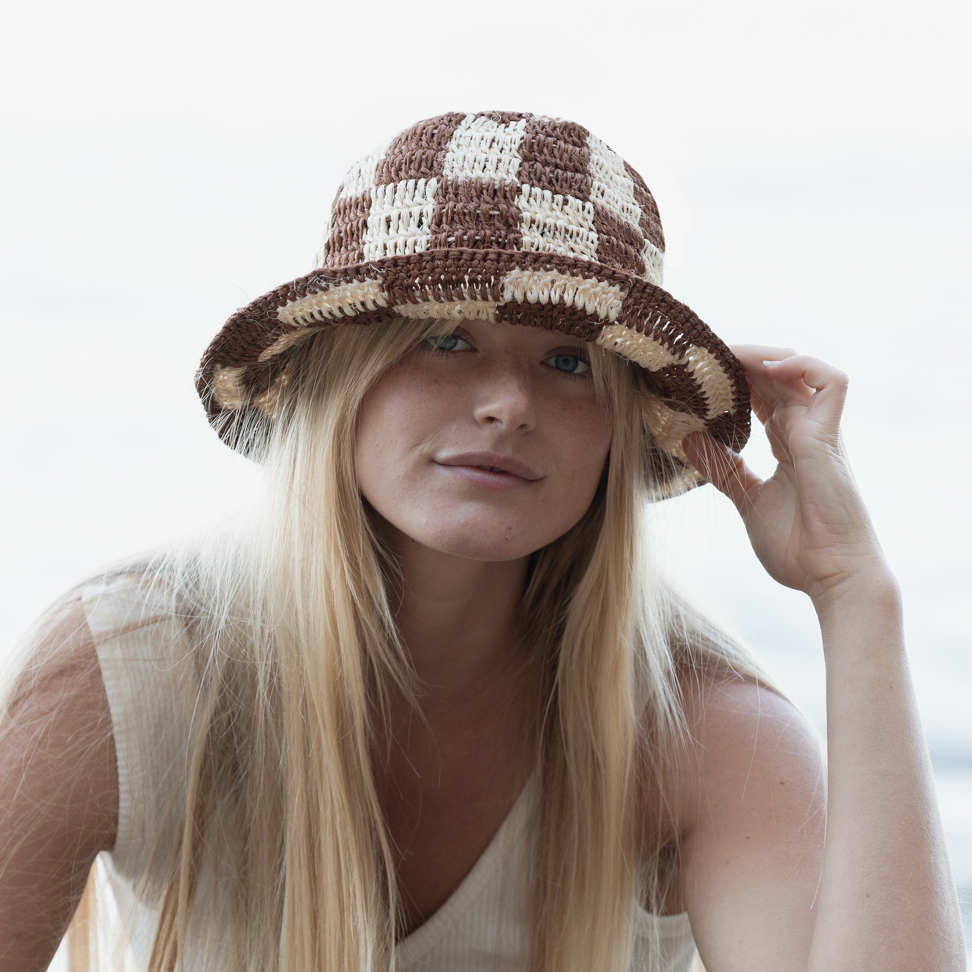 Summer Bucket Hat - Crocheted Checkered Minga